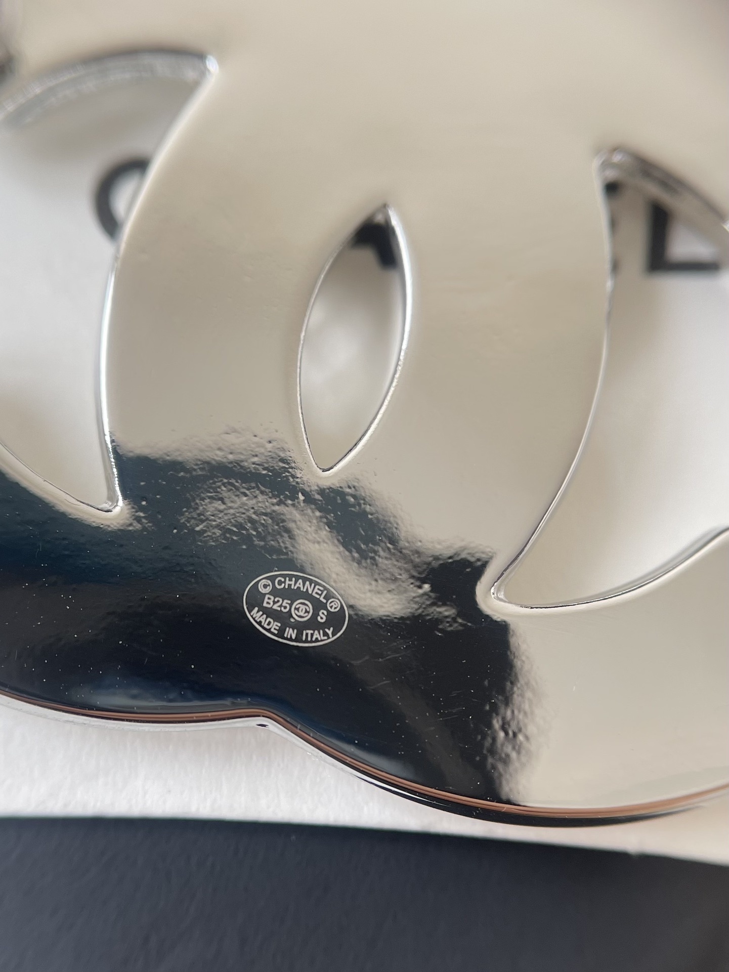 Elegant Chanel CC Logo Brooch Silver White Enamel Luxury Jewelry