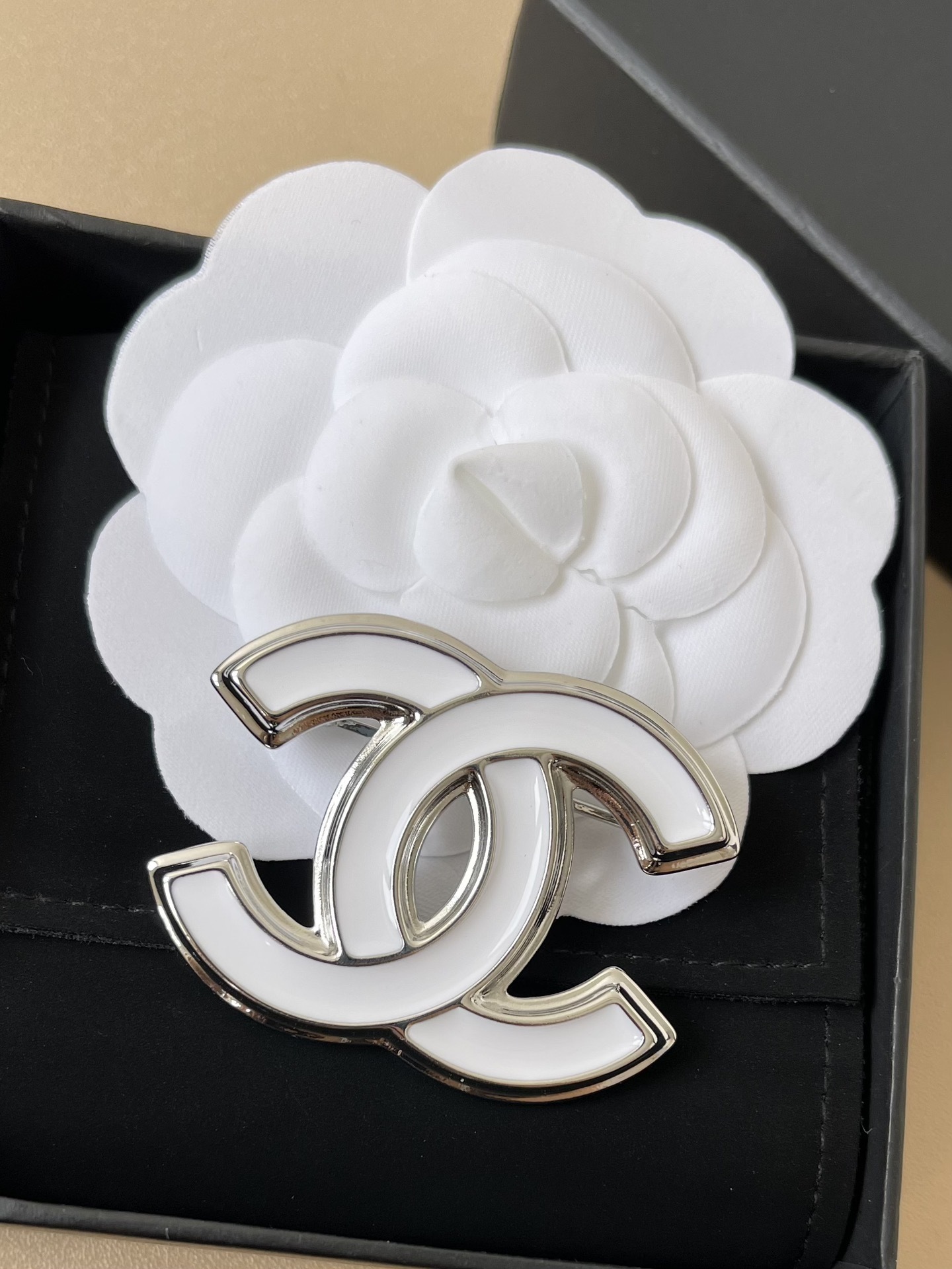 Elegant Chanel CC Logo Brooch Silver White Enamel Luxury Jewelry