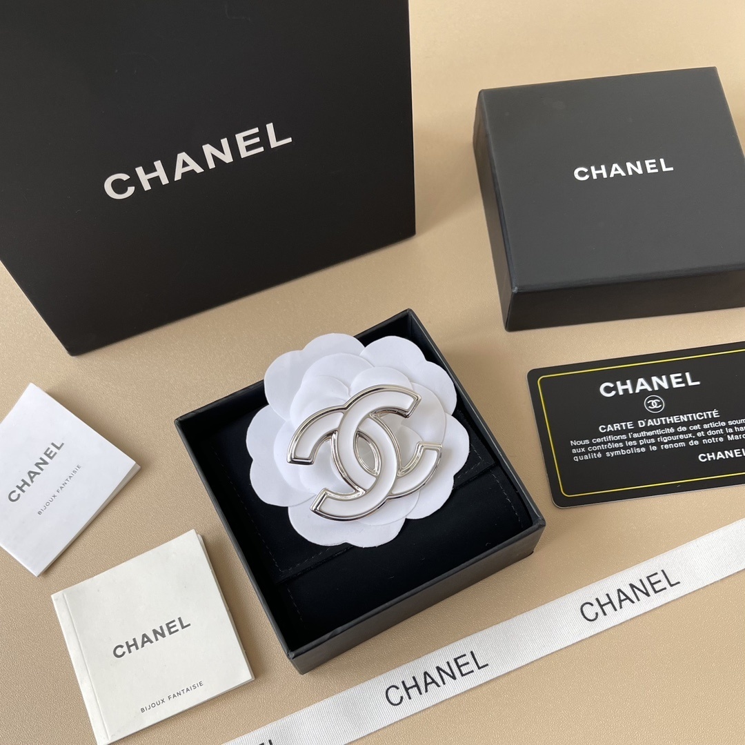 Elegant Chanel CC Logo Brooch Silver White Enamel Luxury Jewelry