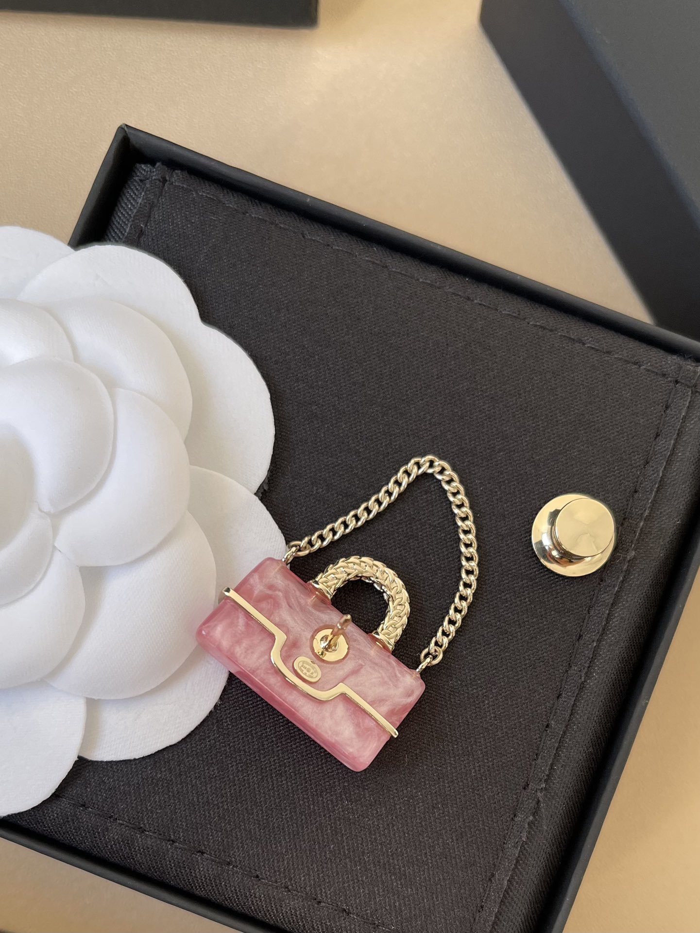 Luxury Pink Marble Mini Bag Brooch - Elegant Chanel Style Jewelry