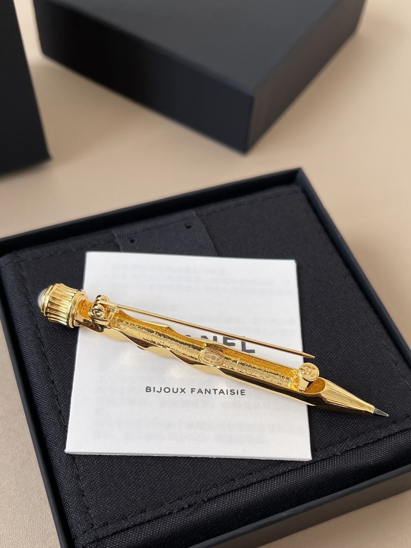 Luxury Gold Twisted Pencil Brooch with Pearl - Designer Style Pin