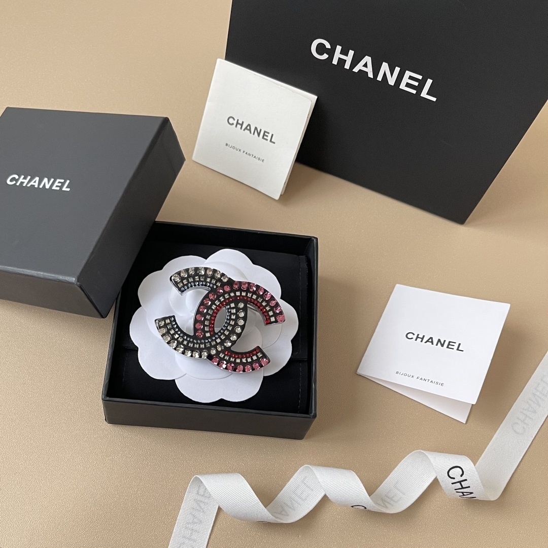 Luxury Crystal CC Logo Brooch & Designer Jewelry Collection