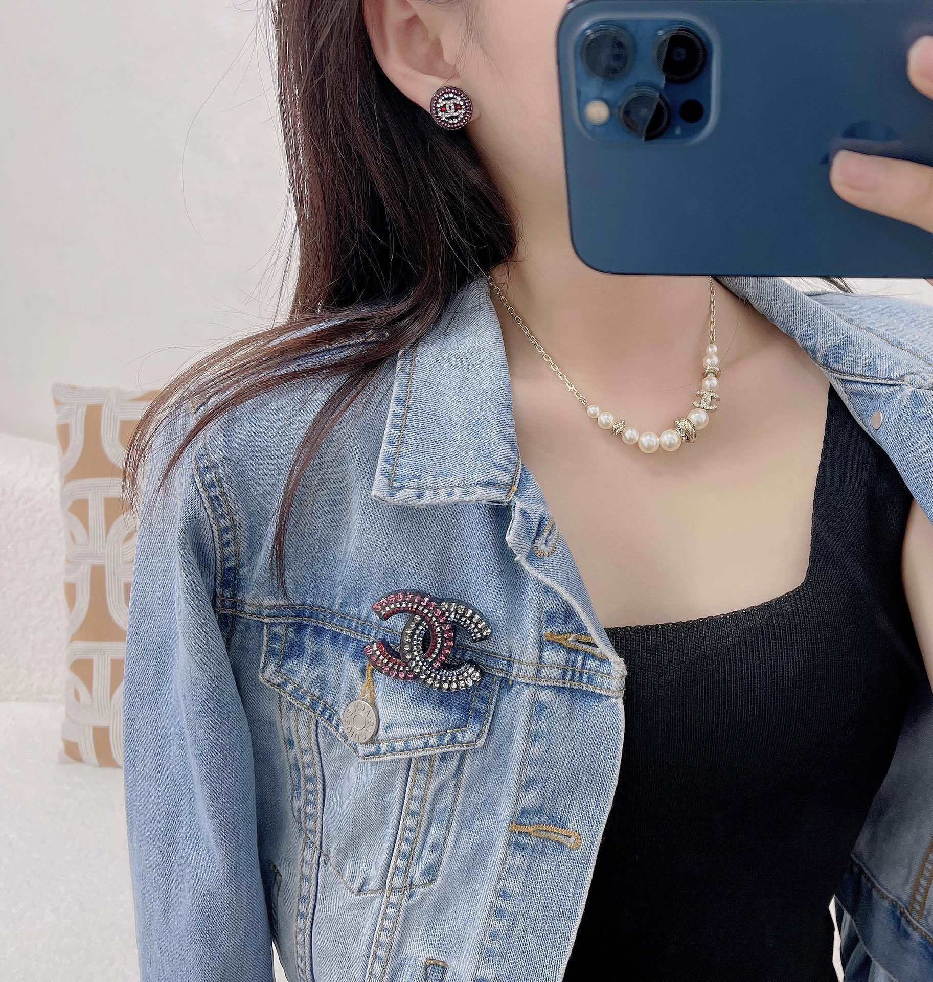 Luxury Crystal CC Logo Brooch & Designer Jewelry Collection