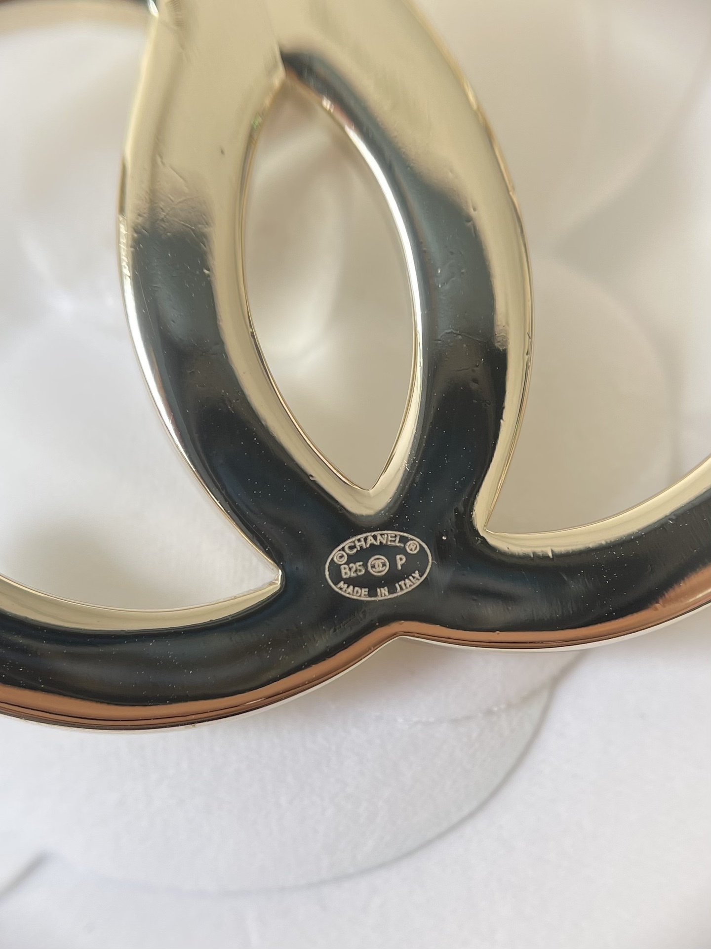 Elegant Gold Double C Crystal Brooch - Luxury Fashion Jewelry Pin