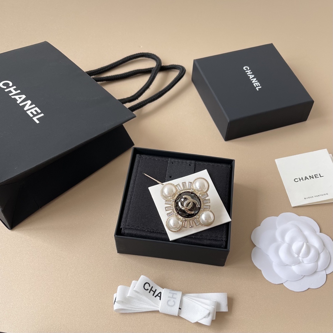 Luxury Gold Pearl and Crystal CC Brooch Pin - Elegant Designer Jewelry