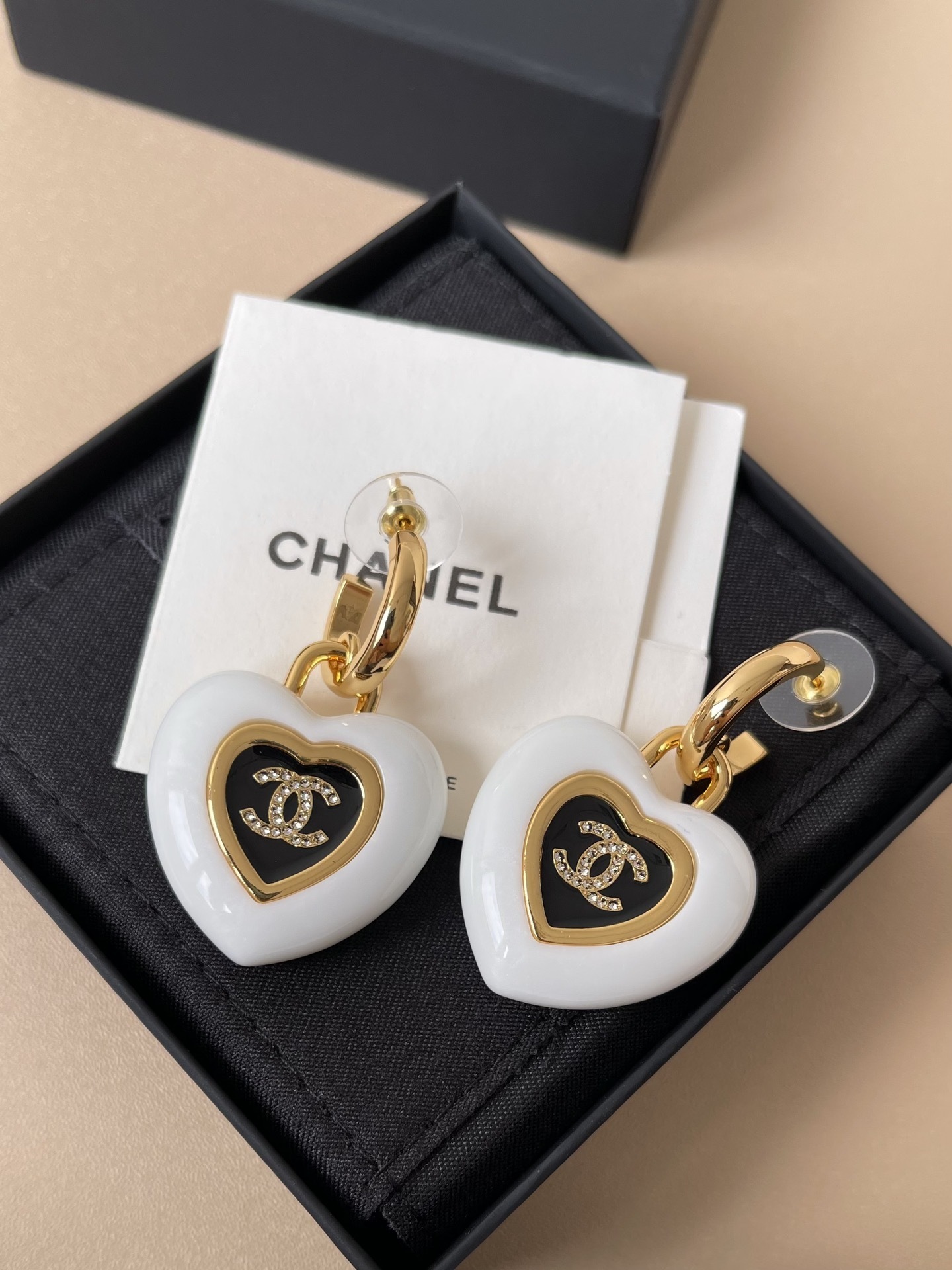Chanel Luxury White Heart Drop Earrings Gold CC Logo Crystal