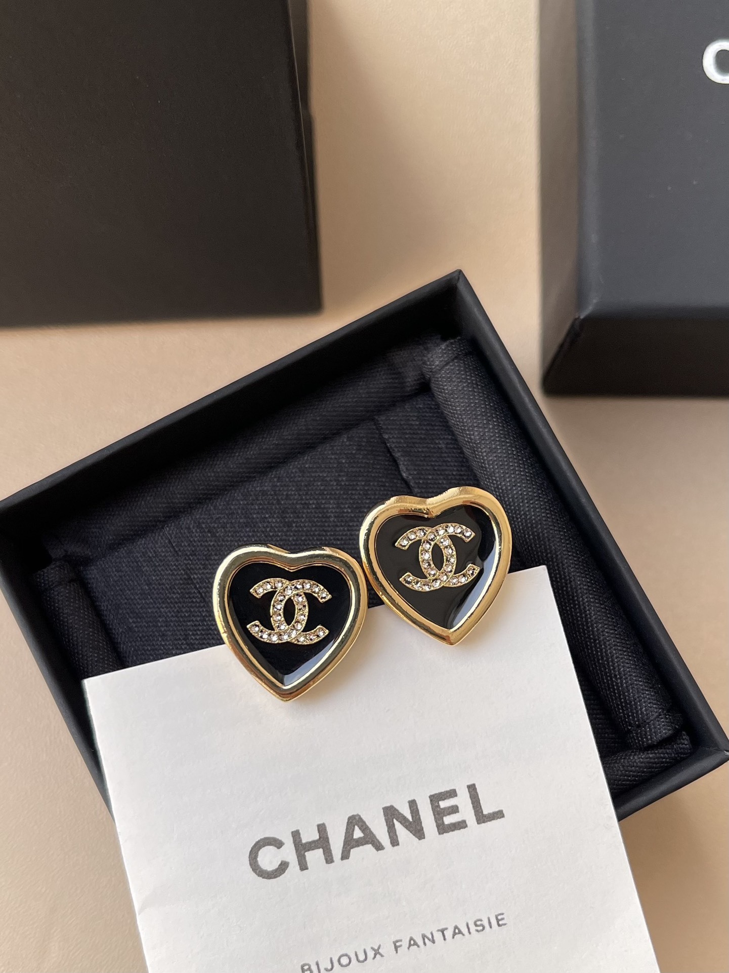 Luxury Heart-Shaped Enamel Earrings with Gold CC Logo Studs