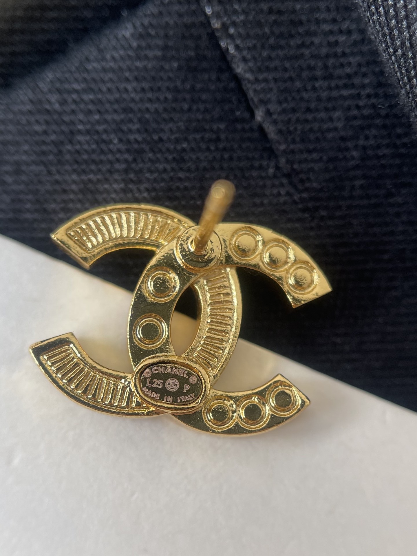 Luxury Chanel Gold CC Logo Crystal Stud Earrings for Women