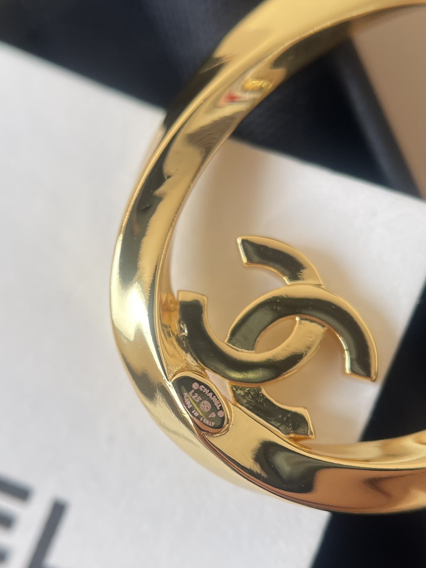 Luxury Gold-Tone Oval Hoop Earrings with Sparkling Crystal CC Logo