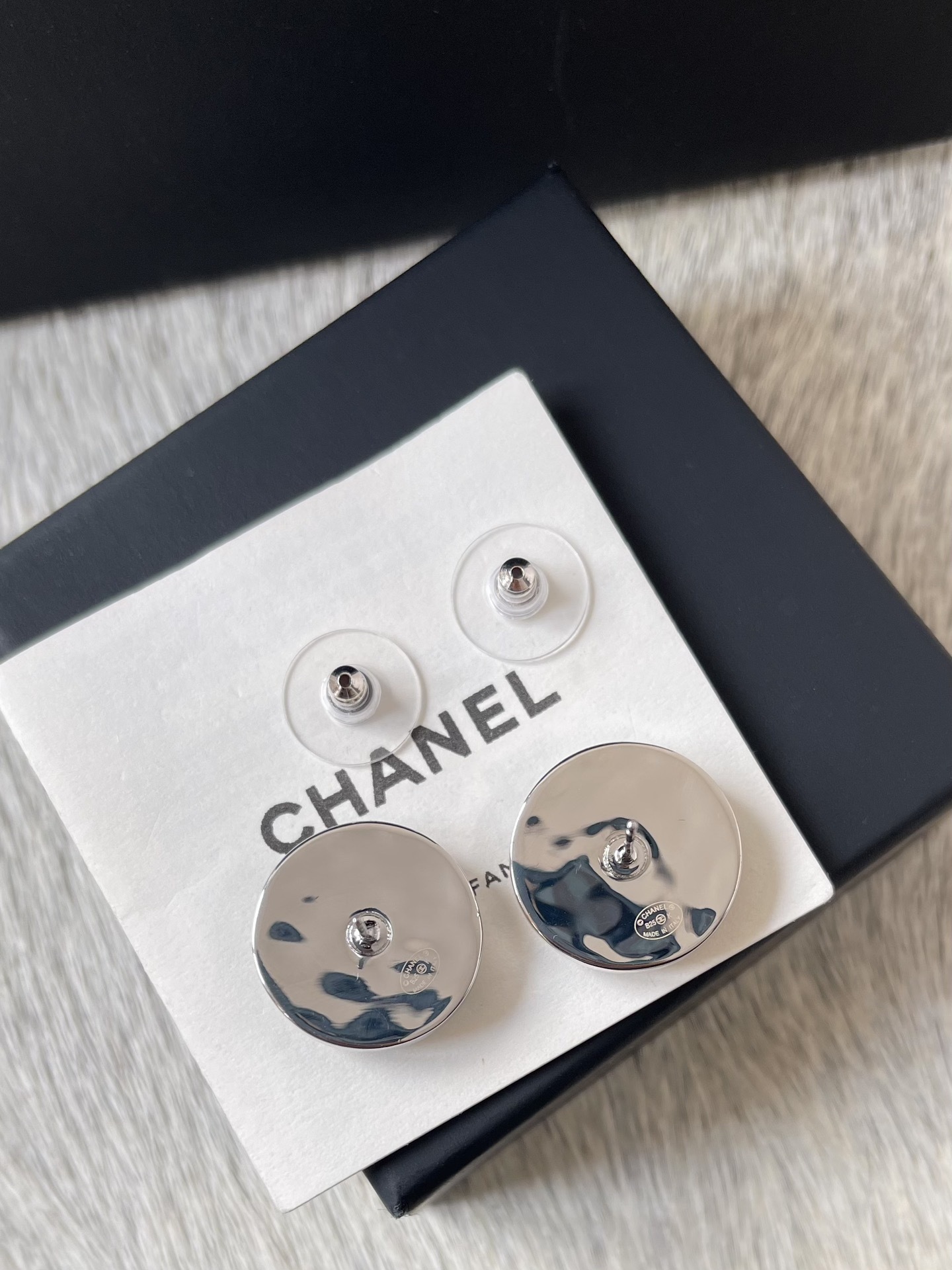 Luxury CC Logo Round Button Stud Earrings - Elegant Vintage Design