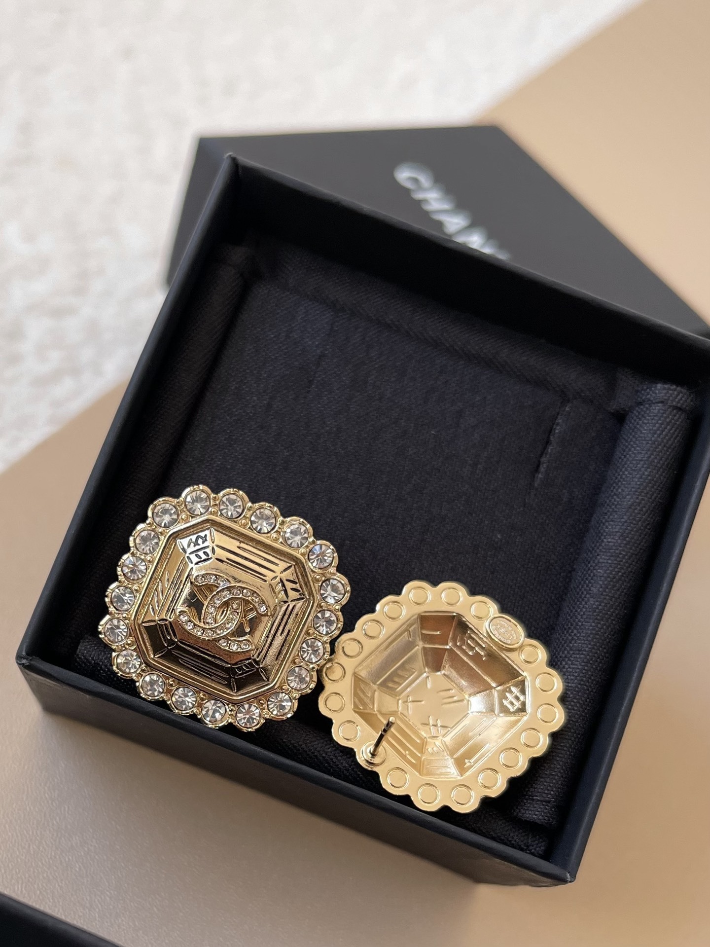 Luxury Gold Square Crystal Stud Earrings - Elegant Logo Earrings