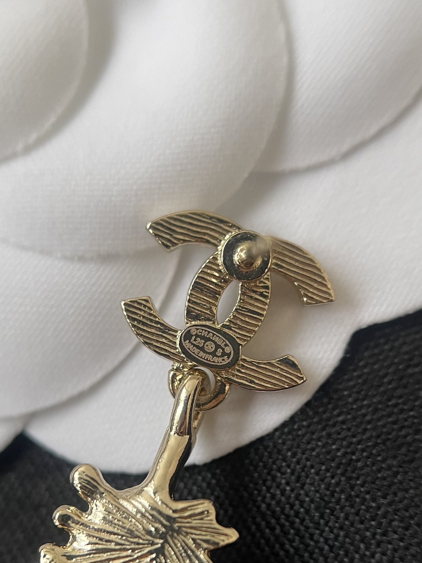 Chanel 2025 SS CC Logo Crystal Feather Pendant Drop Earrings