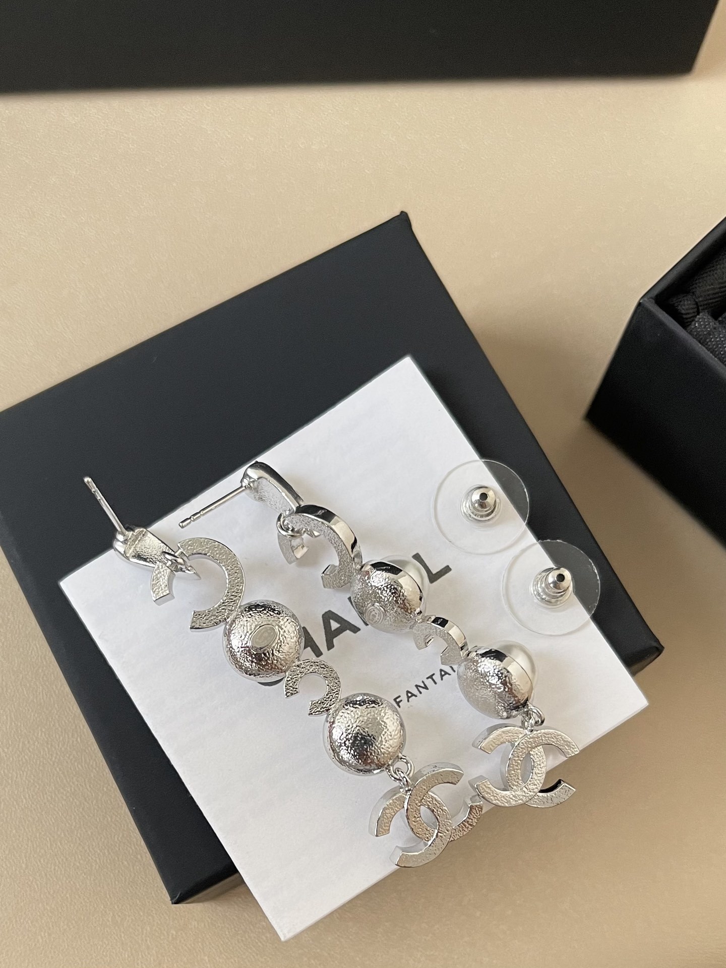 Chanel CC Pearl Long Drop Earrings Silver Crystal Luxury Jewelry