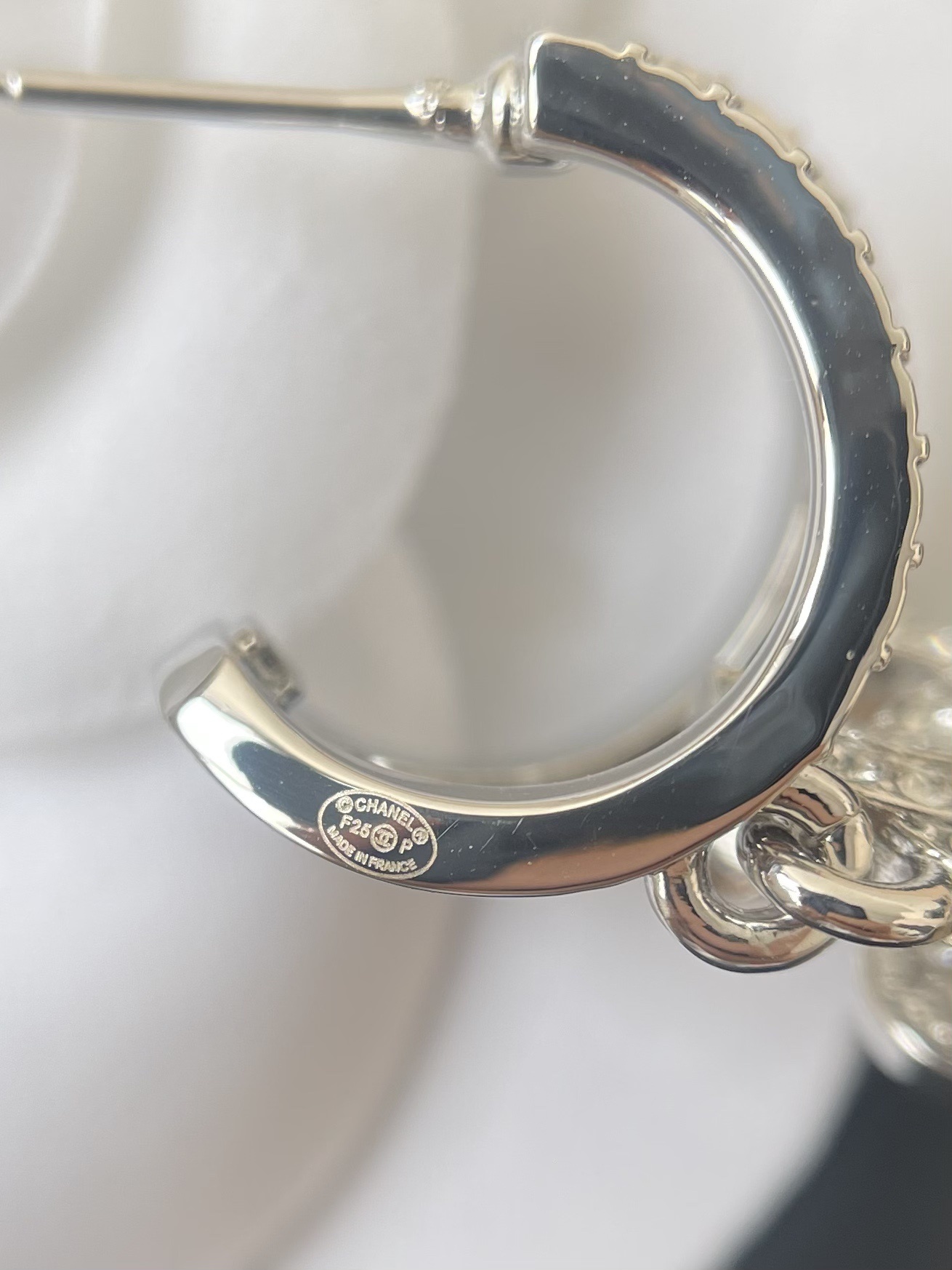 Chanel 2025 Pre-Collection Pendant Earrings - Silver & Diamantes