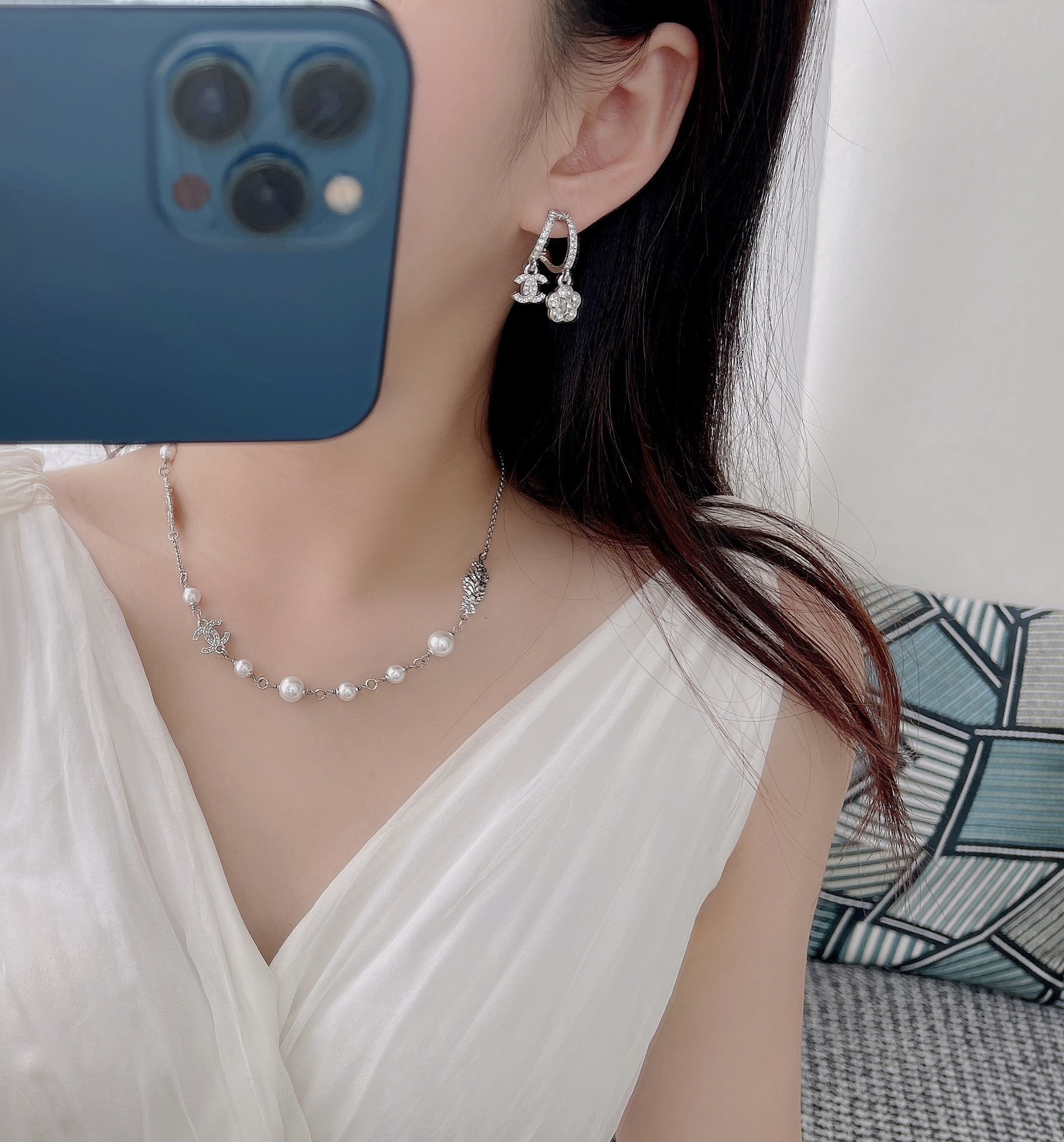 Chanel 2025 Pre-Collection Pendant Earrings - Silver & Diamantes