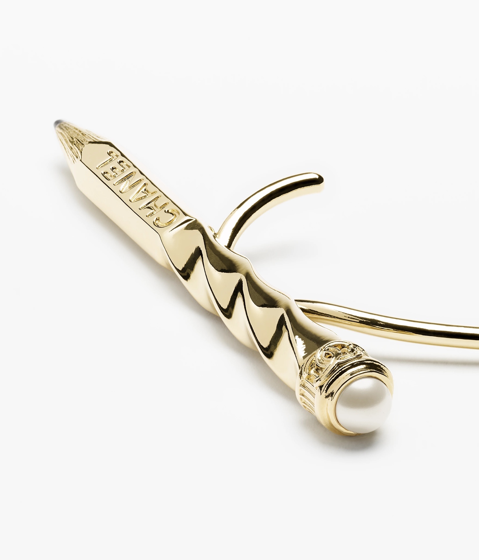 Chanel Gold-Tone Pencil Ear Cuff - Luxury Fall/Winter 2025/26