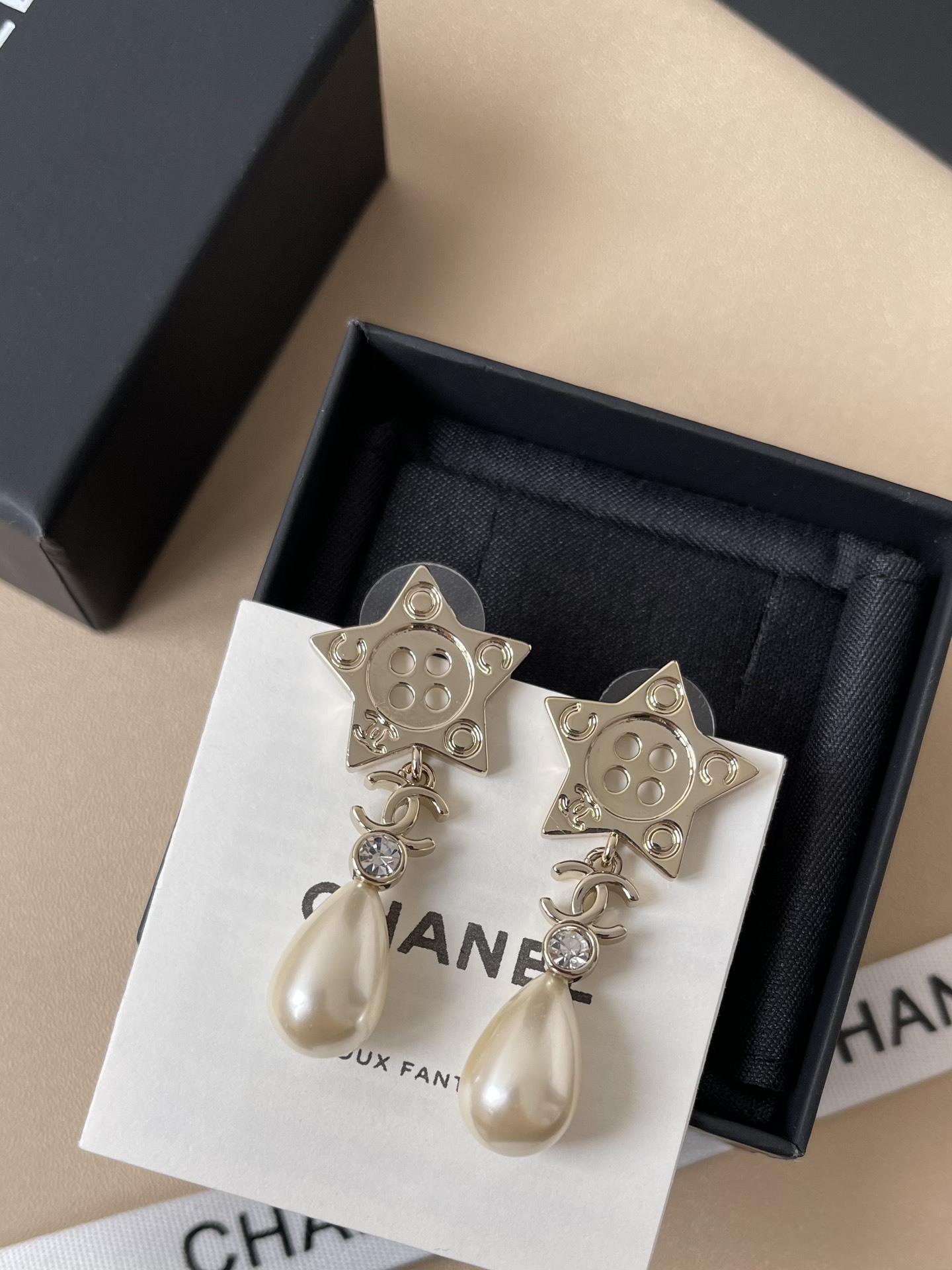Chanel Gold Star CC Logo & Teardrop Pearl Drop Earrings