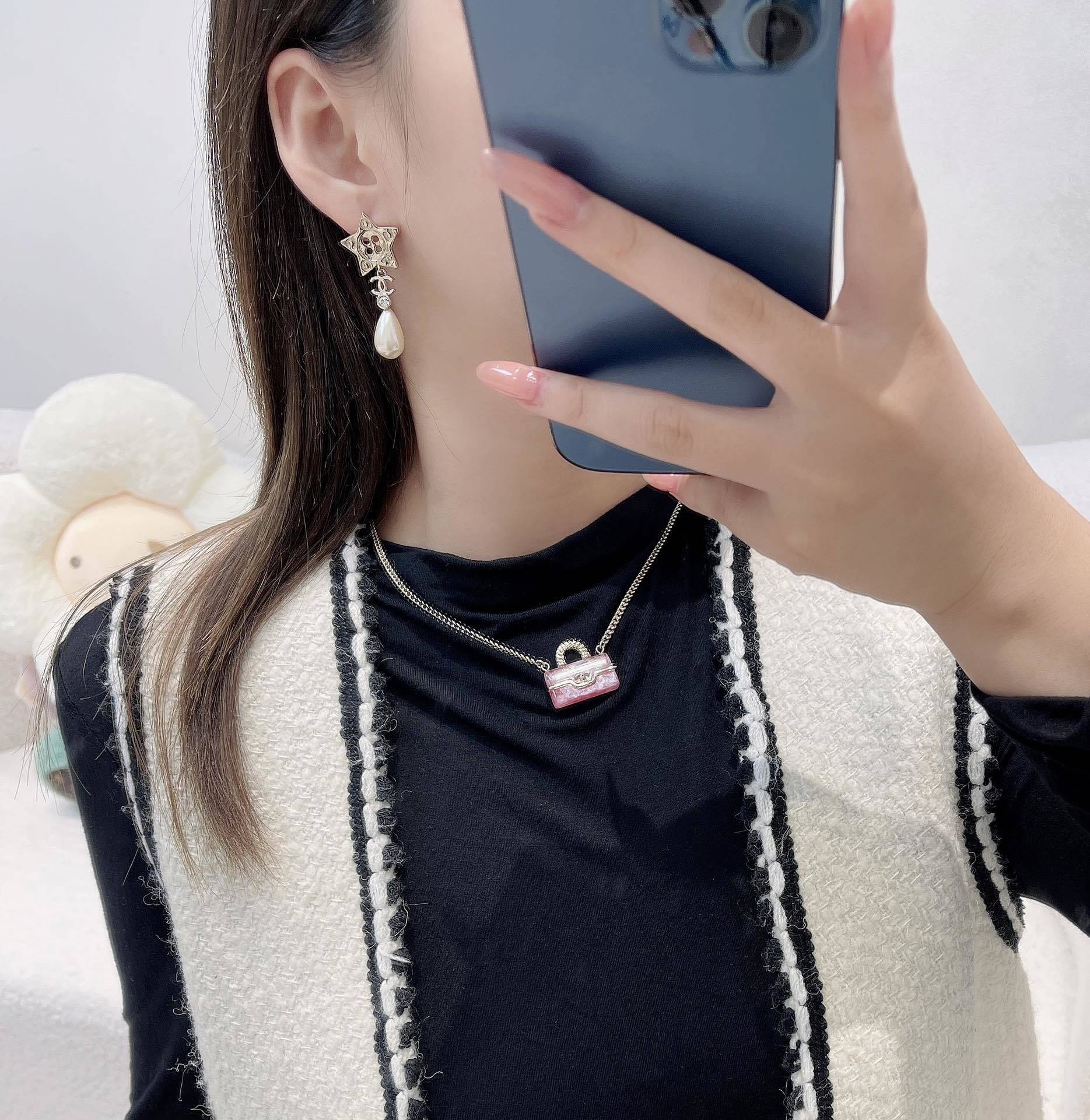 Chanel Gold Star CC Logo & Teardrop Pearl Drop Earrings