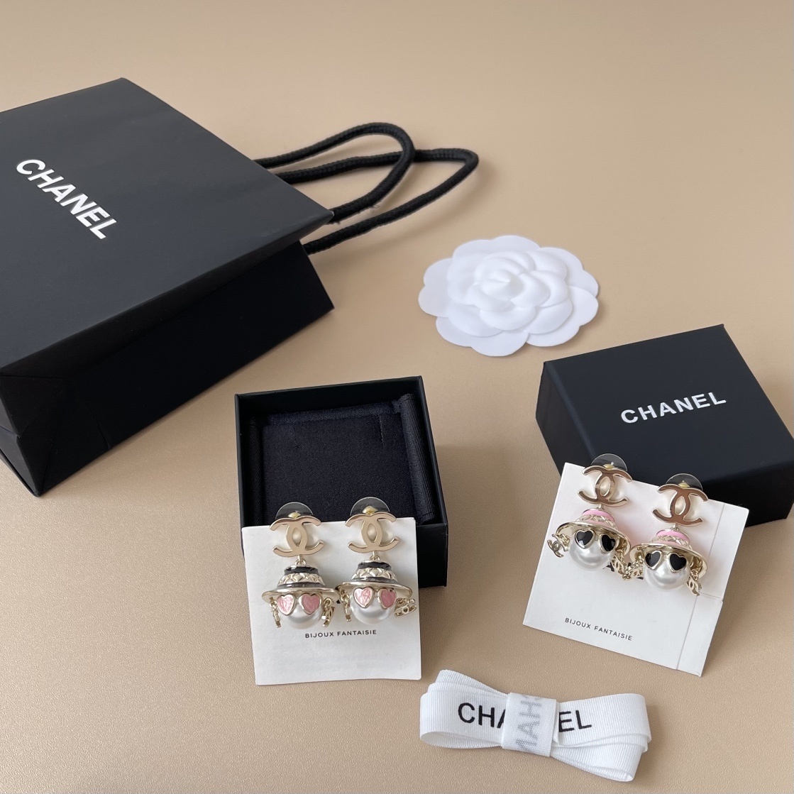 Luxury Robot Jewelry Set CC Logo Pendant Necklace and Earrings