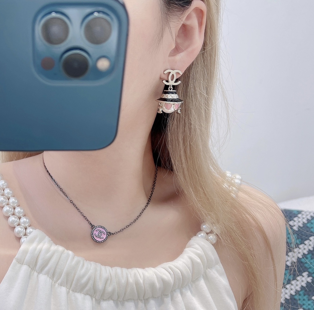 Luxury Robot Jewelry Set CC Logo Pendant Necklace and Earrings