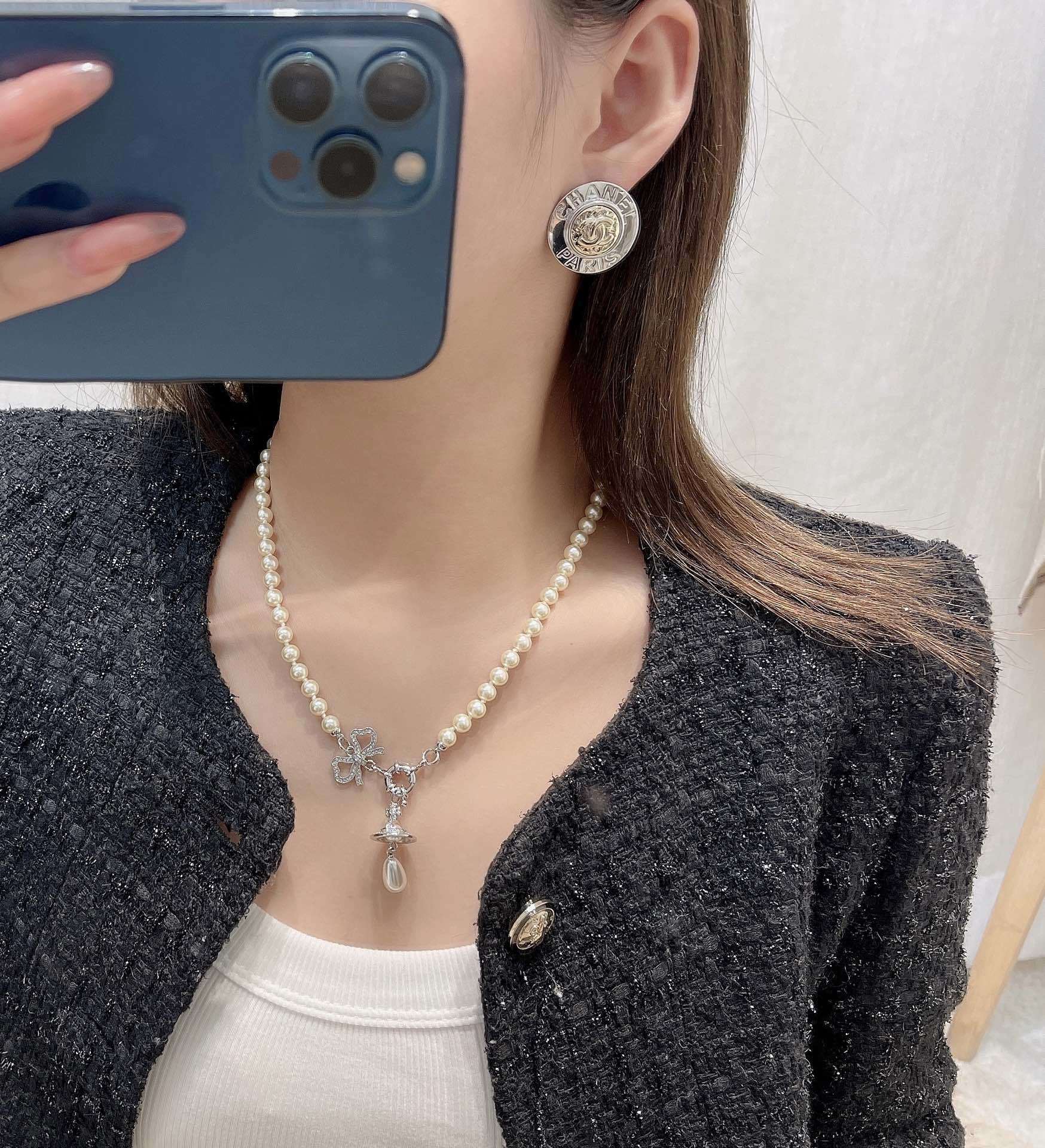 Chanel Paris CC Logo Two-Tone Stud Earrings 2025/26 Collection