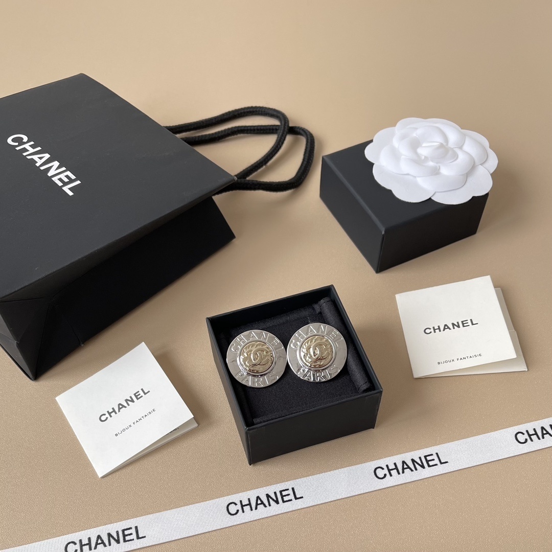Chanel Paris CC Logo Two-Tone Stud Earrings 2025/26 Collection