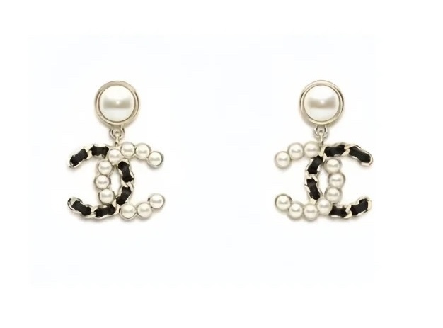 Elegant CC Logo Pearl Drop Earrings with Interwoven Black Leather