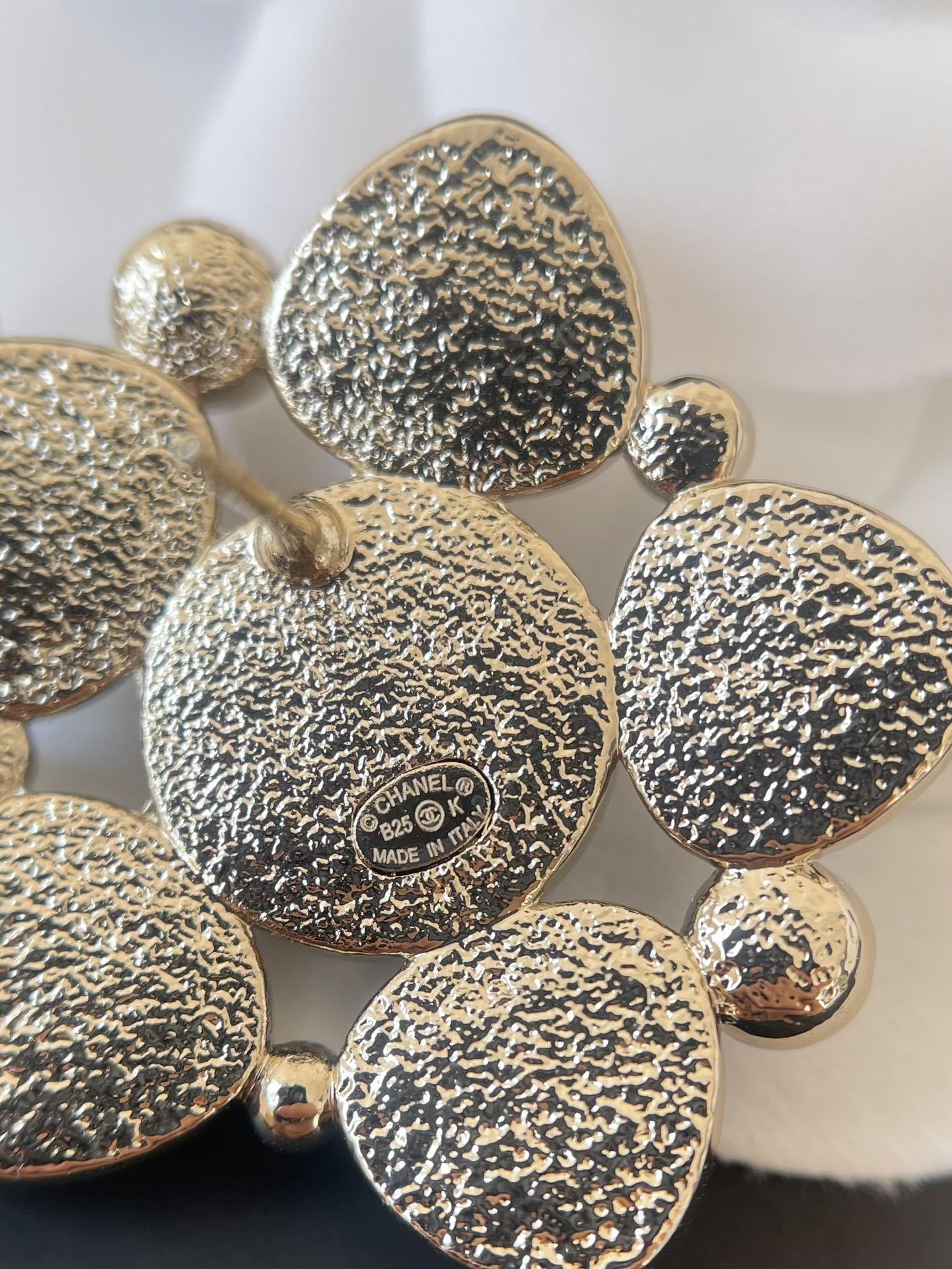 Chanel Black & White Flower CC Logo Stud Earrings - Luxury Jewelry