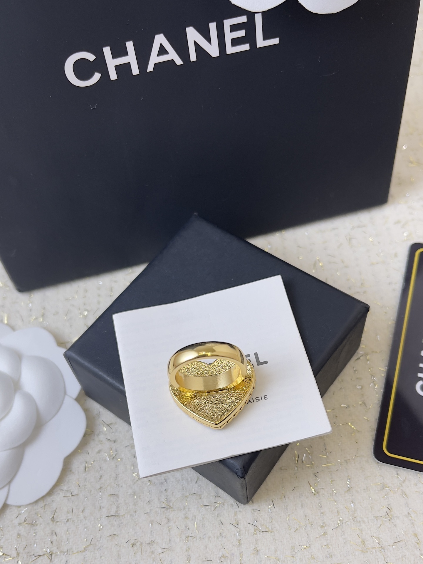 Luxury Chanel Heart CC Logo Ring & Vintage Brooch Collection