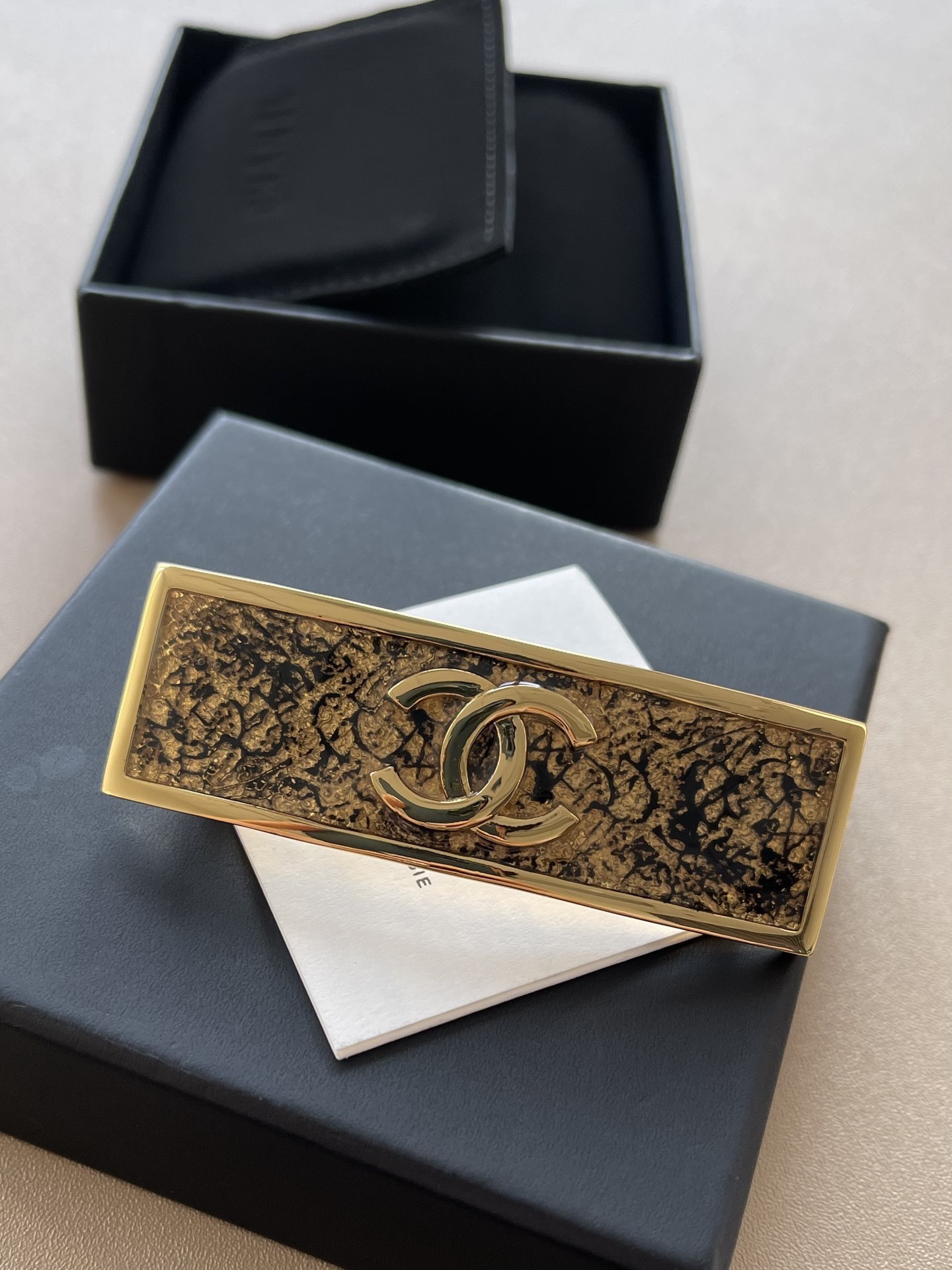 Luxury Chanel Gold CC Logo Hair Clip - Elegant Designer Barrette