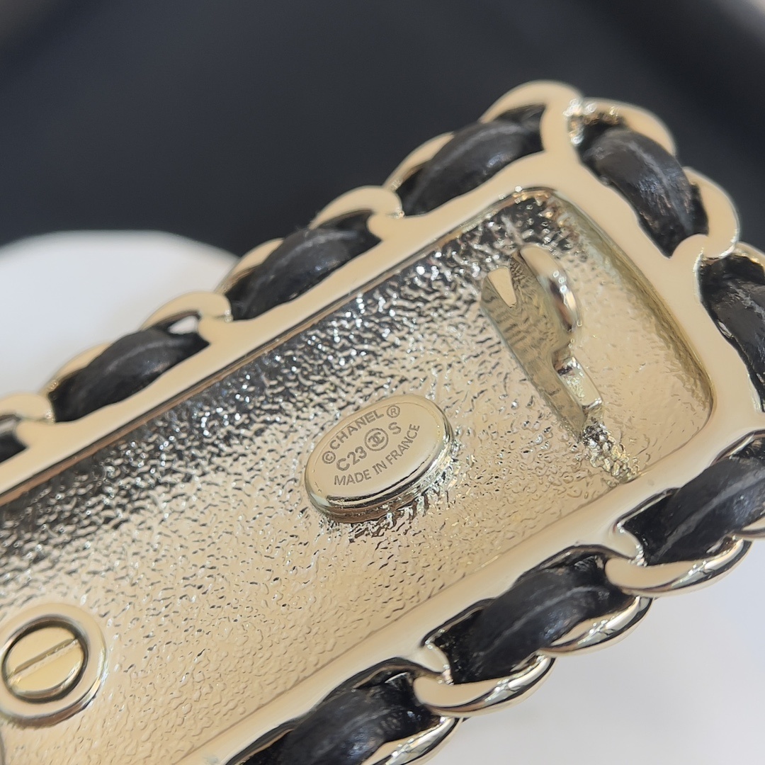 Luxurious Crystal CC Logo Hair Clip with Black Leather Chain