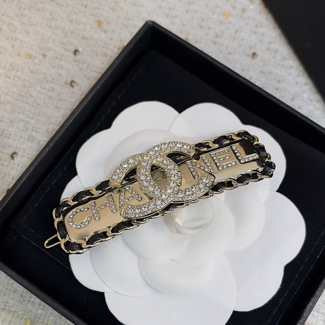 Luxurious Crystal CC Logo Hair Clip with Black Leather Chain