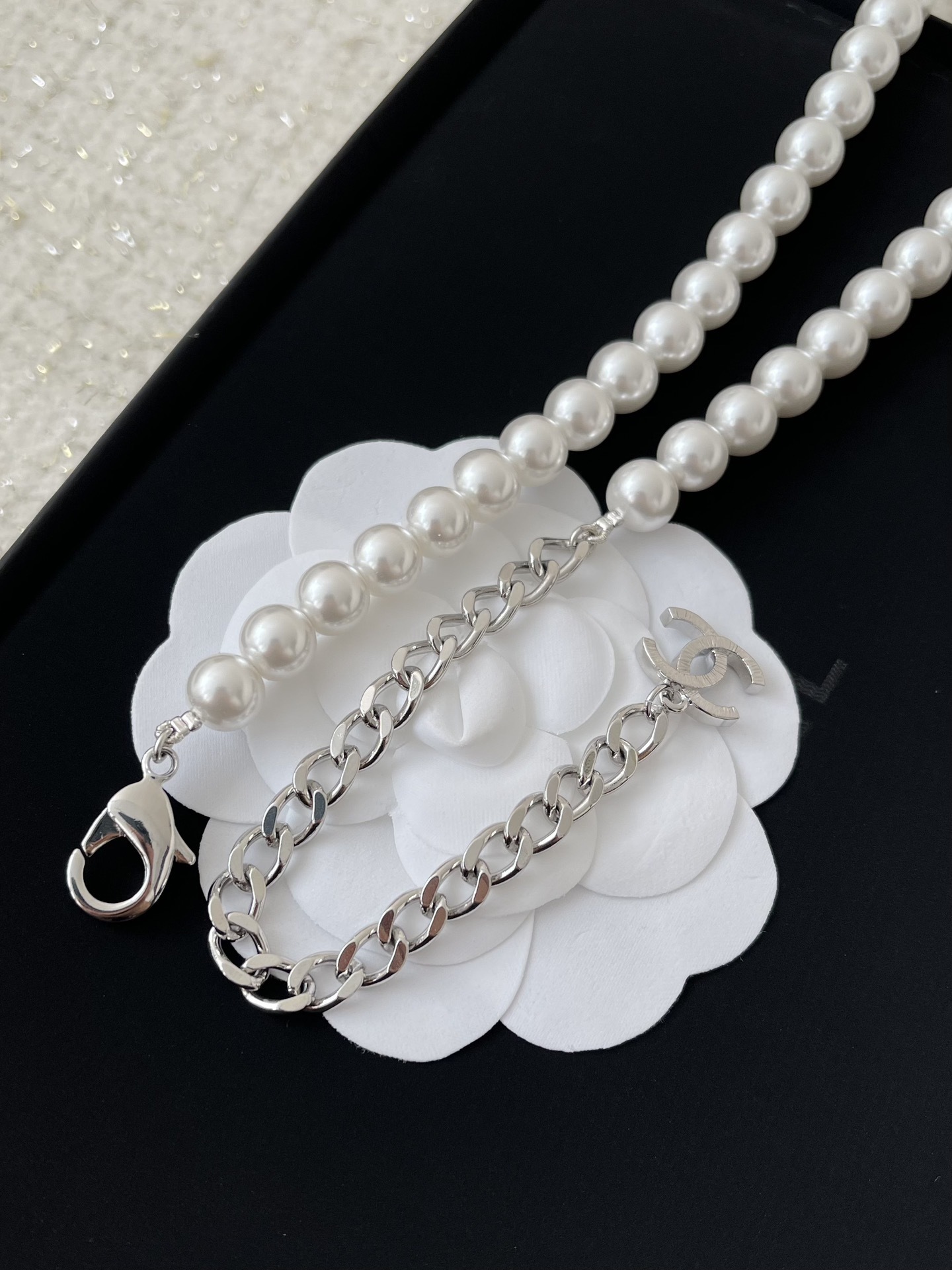 Luxury Pearl Bow Necklace & Belt with Camellia Flower CC Logo