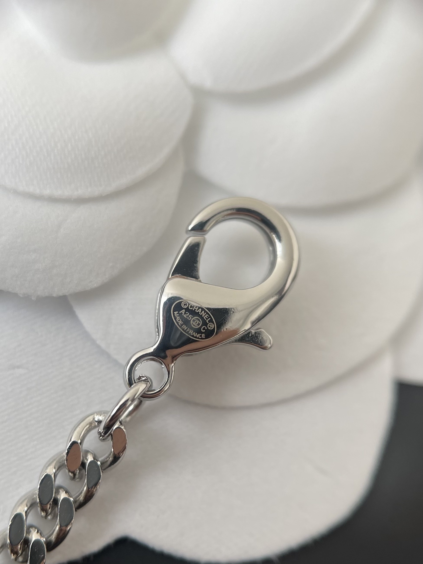 Elegant Multi-Strand CC Logo Pearl Belt & Long Necklace