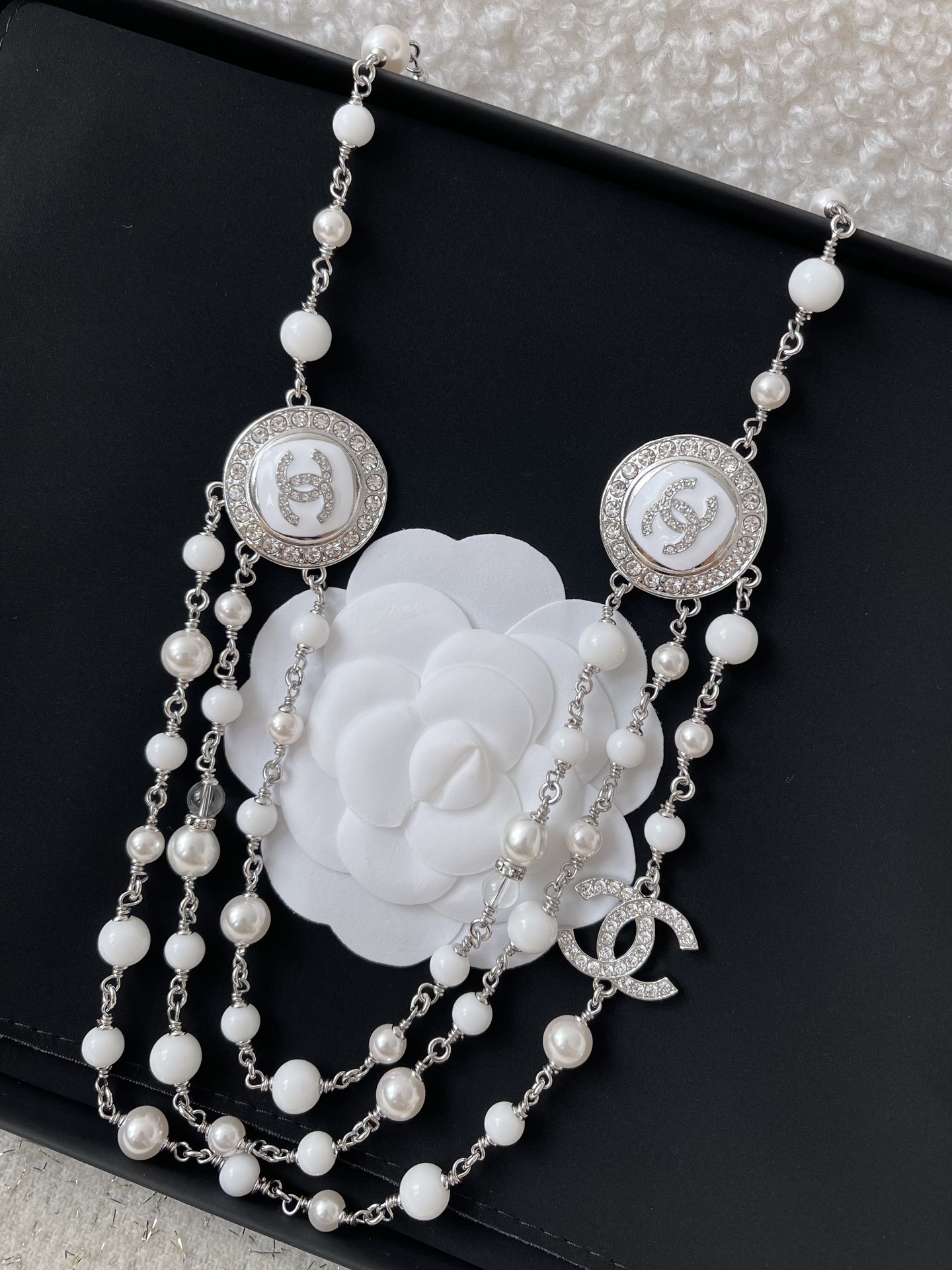 Elegant Multi-Strand CC Logo Pearl Belt & Long Necklace