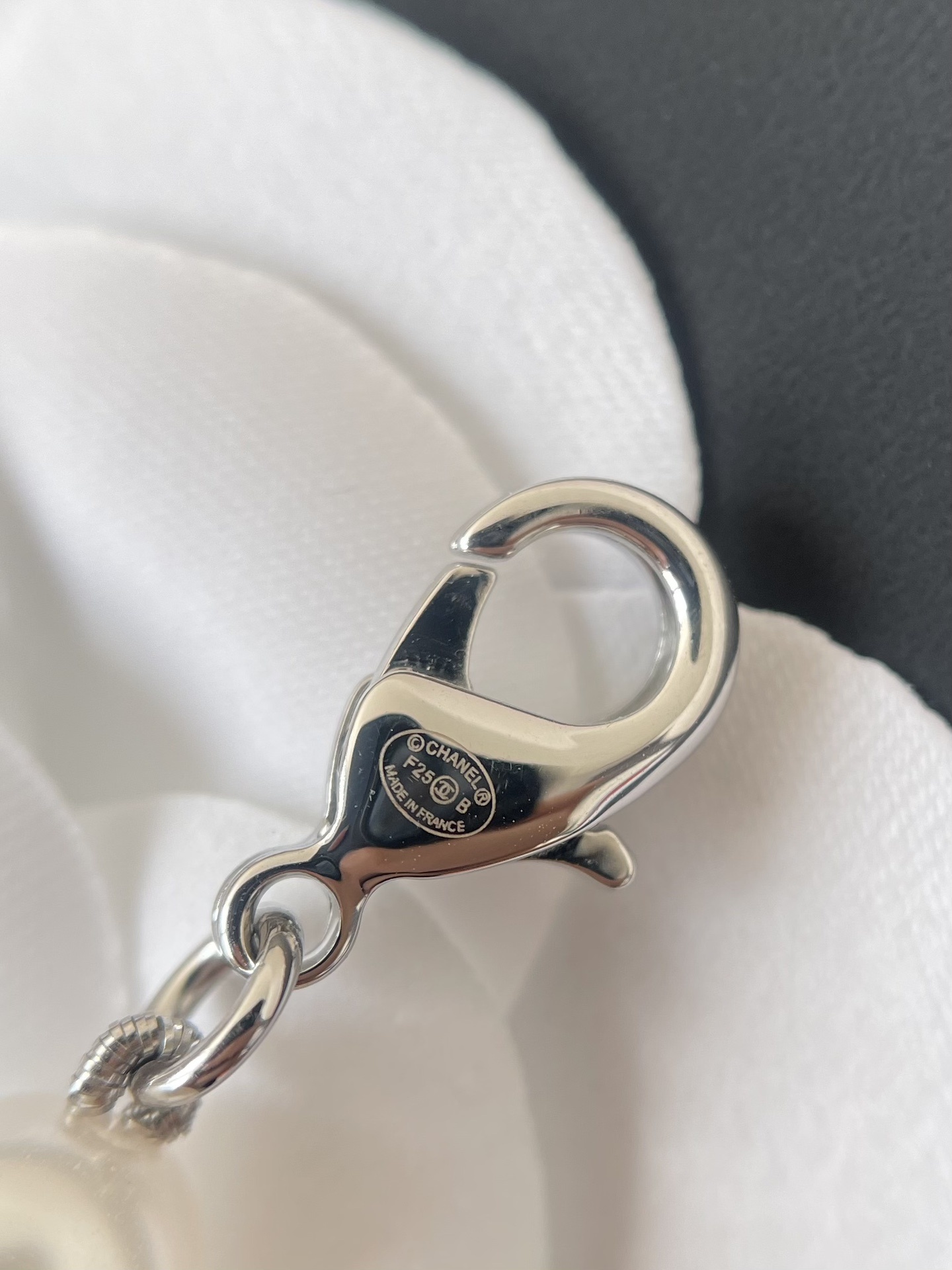 Chanel Elegant Pearl & Crystal Waist Chain Belt with CC Logo