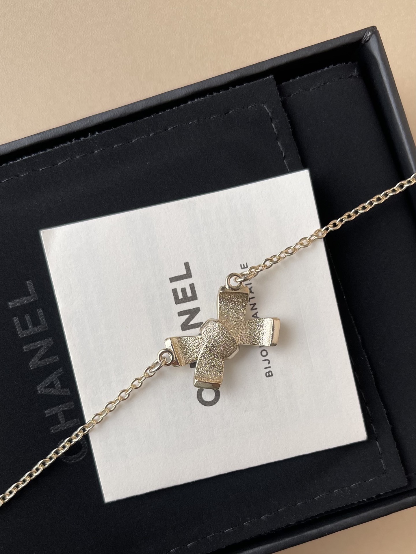 Luxury CC Logo Bow Bracelet with Crystal Accents - Elegant Jewelry