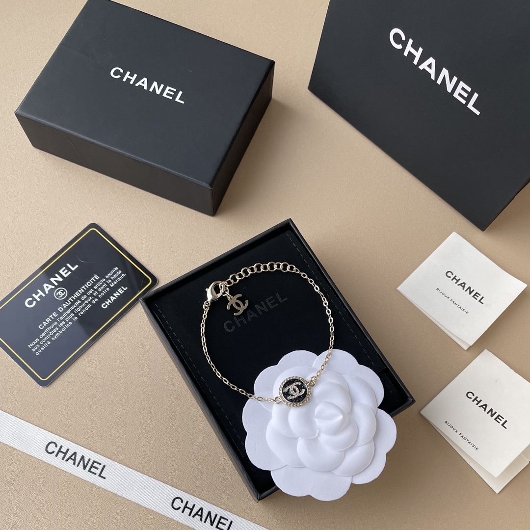 Luxury Crystal CC Charm Bracelet with Black Enamel Detail