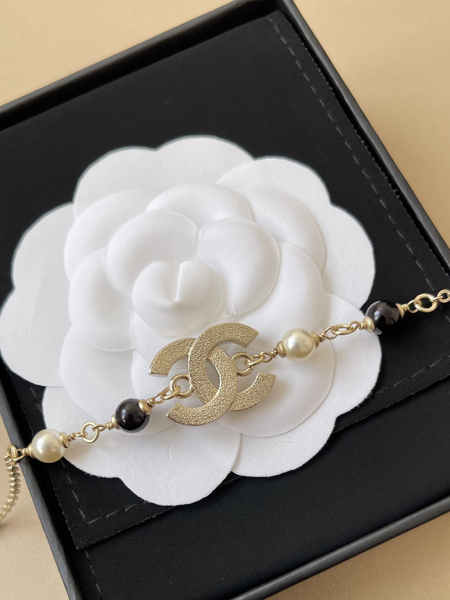 Elegant Interlocking CC Logo Pearl Bracelet - Gold Finish