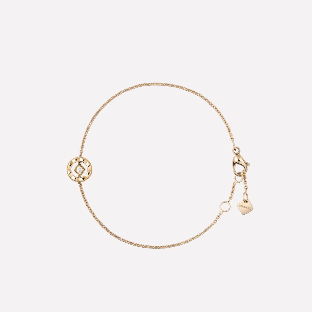 Chanel Coco Crush Bracelet - 18K White Gold and Diamond Quilted