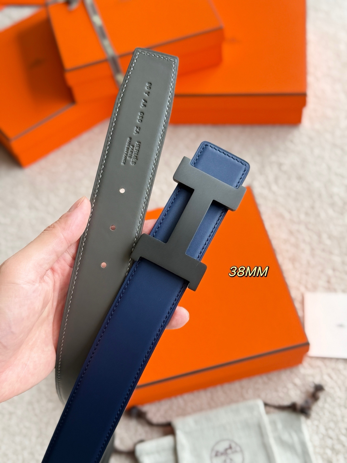 Luxury Hermes 38mm Reversible Leather Belt with Constance Buckle