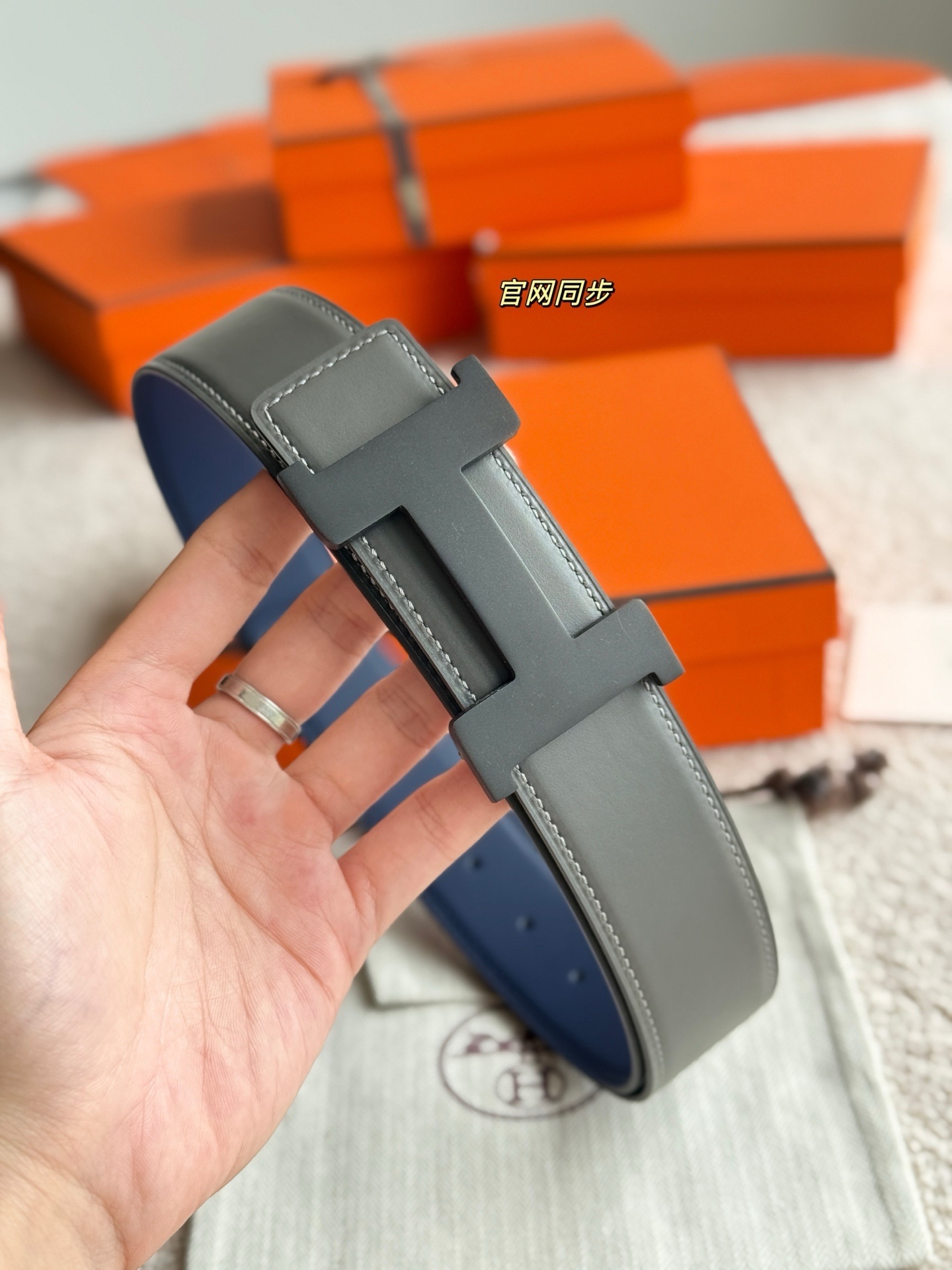Luxury Hermes 38mm Reversible Leather Belt with Constance Buckle