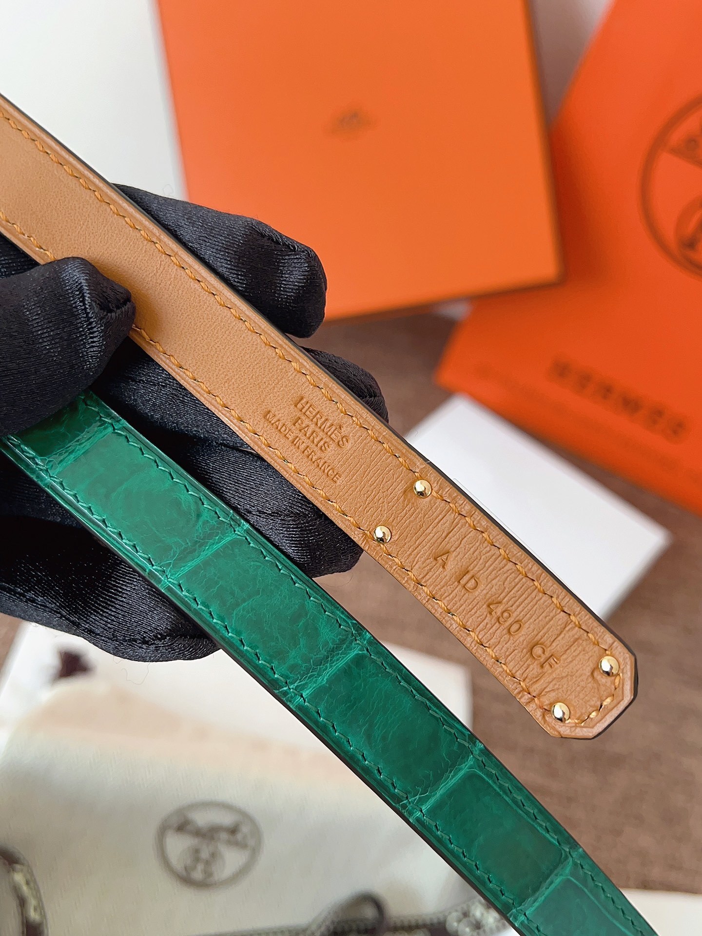 Hermès Kelly Belt in Green Alligator Leather with Gold Hardware