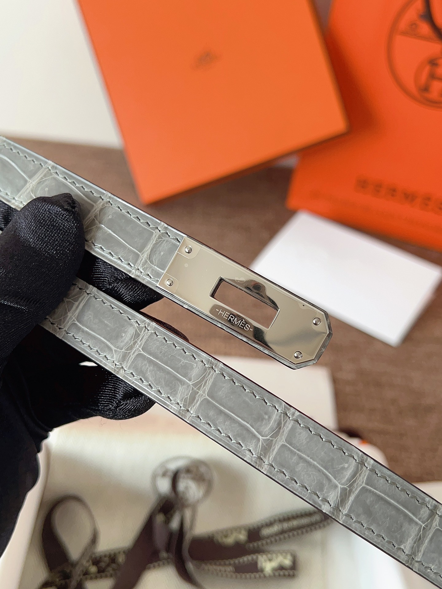 Luxury Grey Alligator Leather Kelly Belt with Silver Hardware