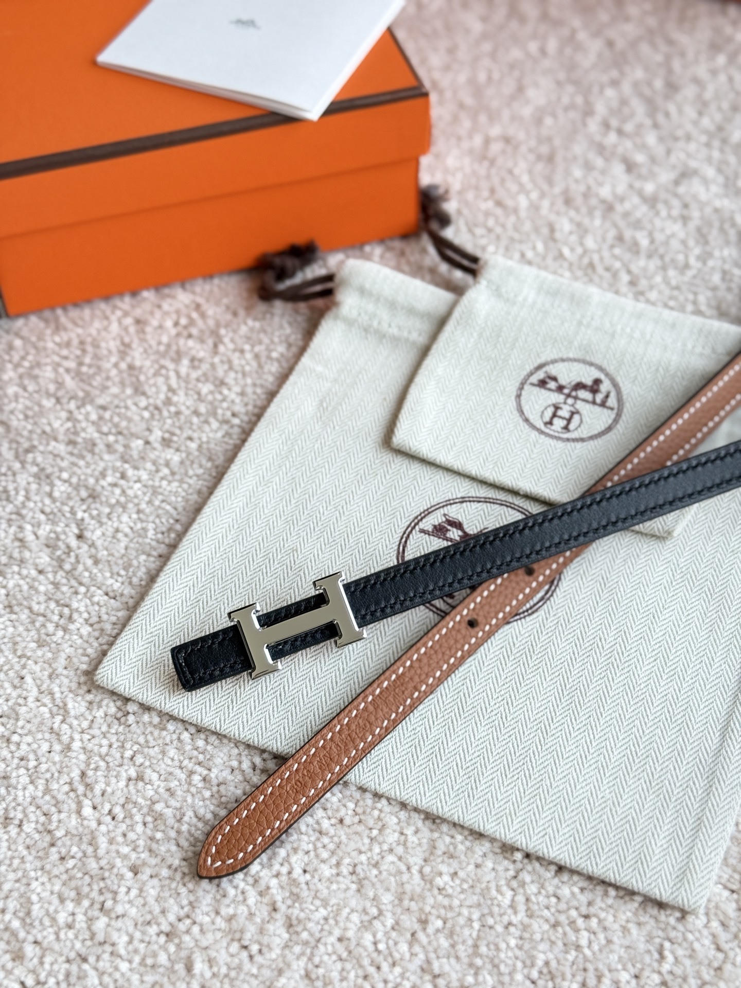 Hermes Constance Women's Thin Reversible Belt - Gold H Buckle