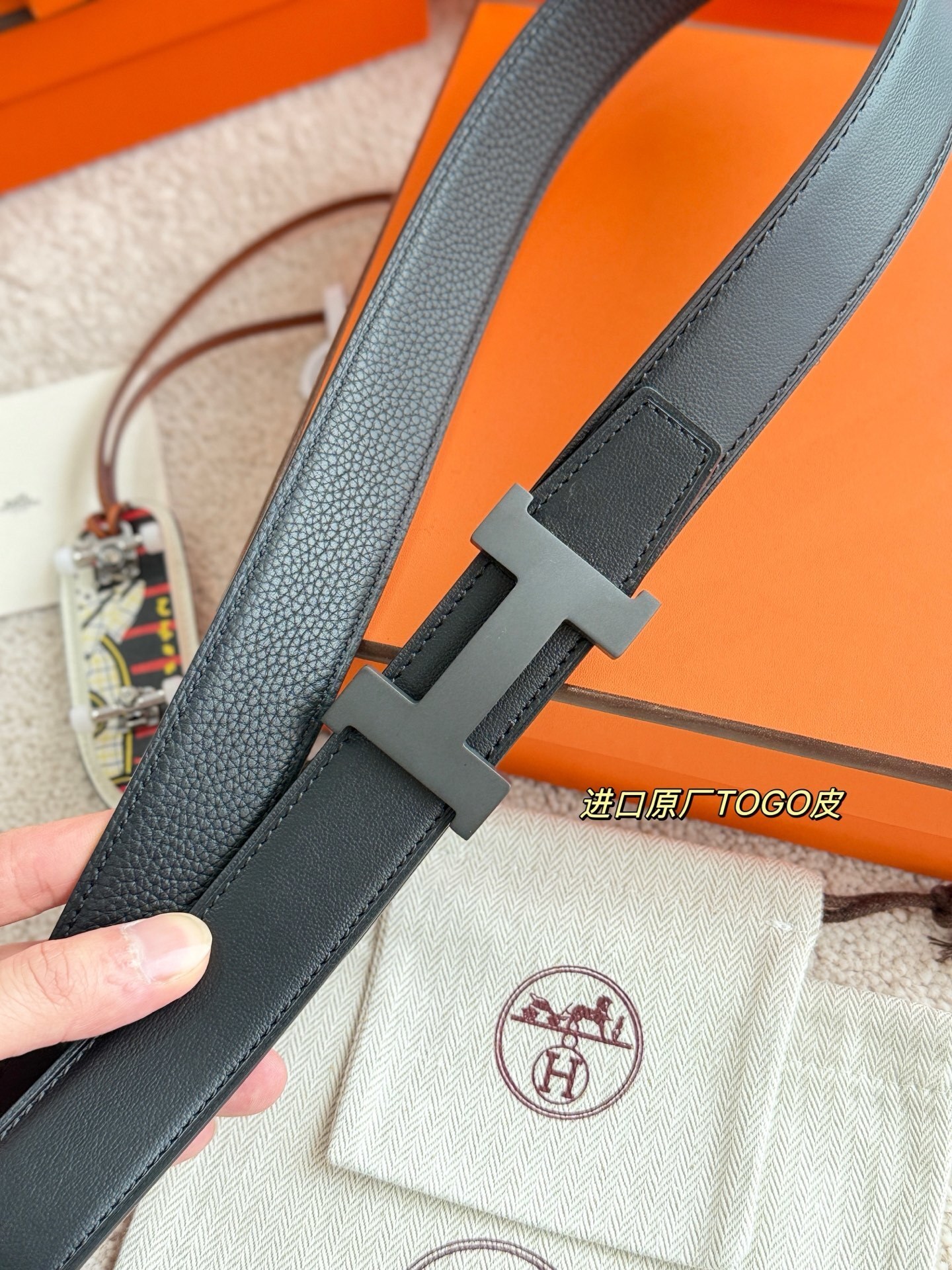Hermès Constance Reversible Leather Belt 32mm - Matte Black Buckle