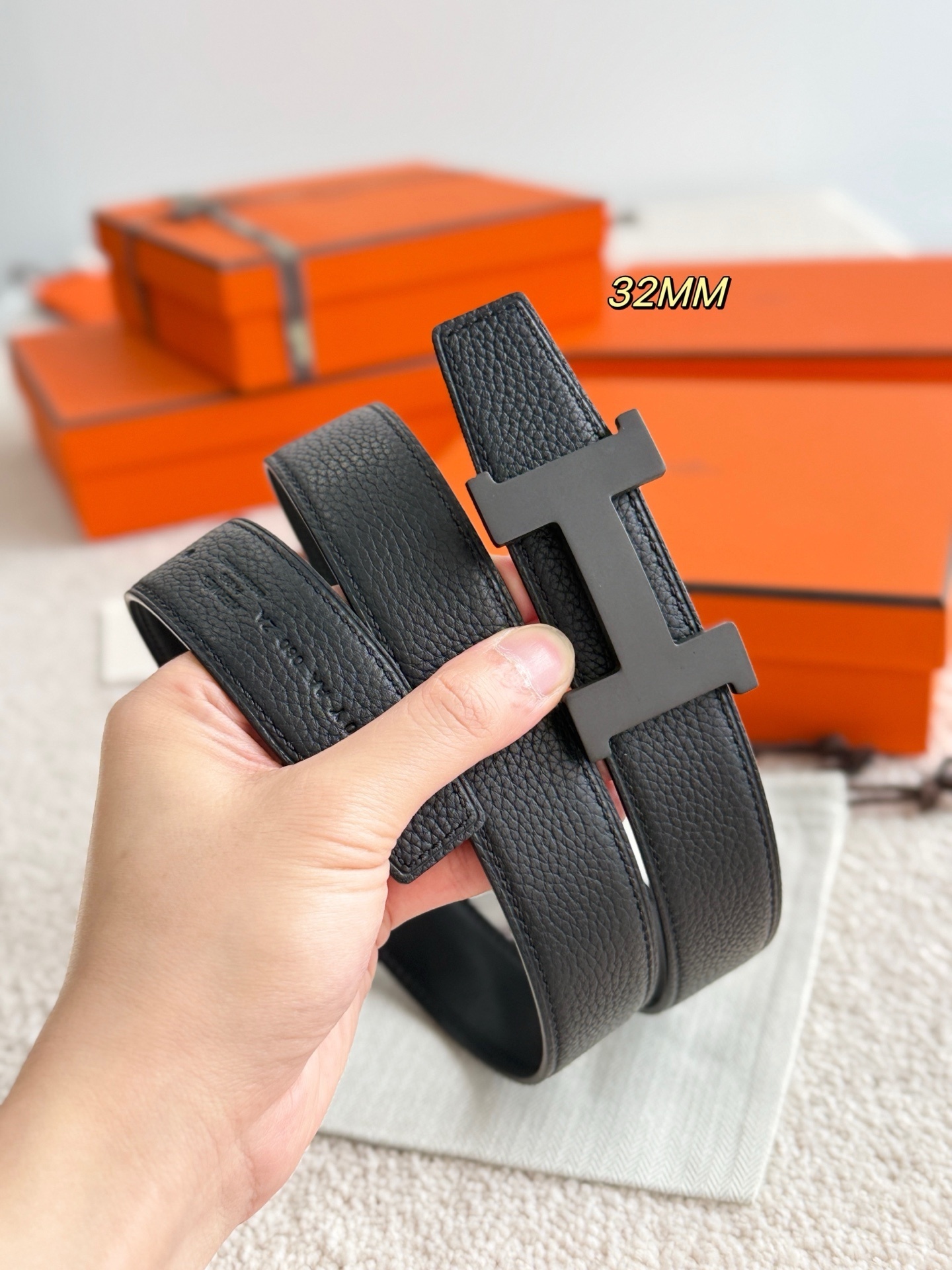 Hermès Constance Reversible Leather Belt 32mm - Matte Black Buckle