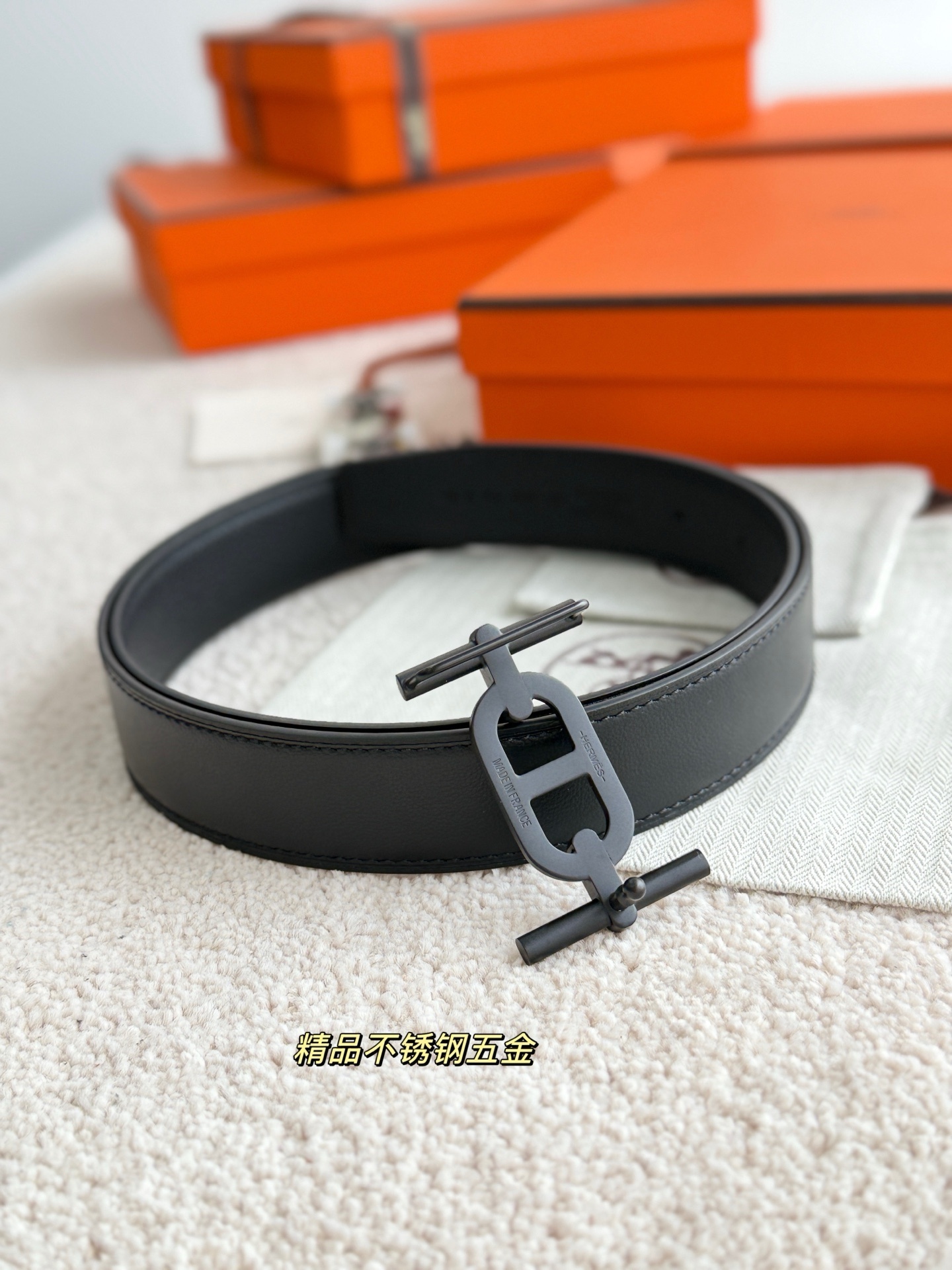 Hermes Ancre Buckle & 32mm Reversible Leather Strap - Matte Black
