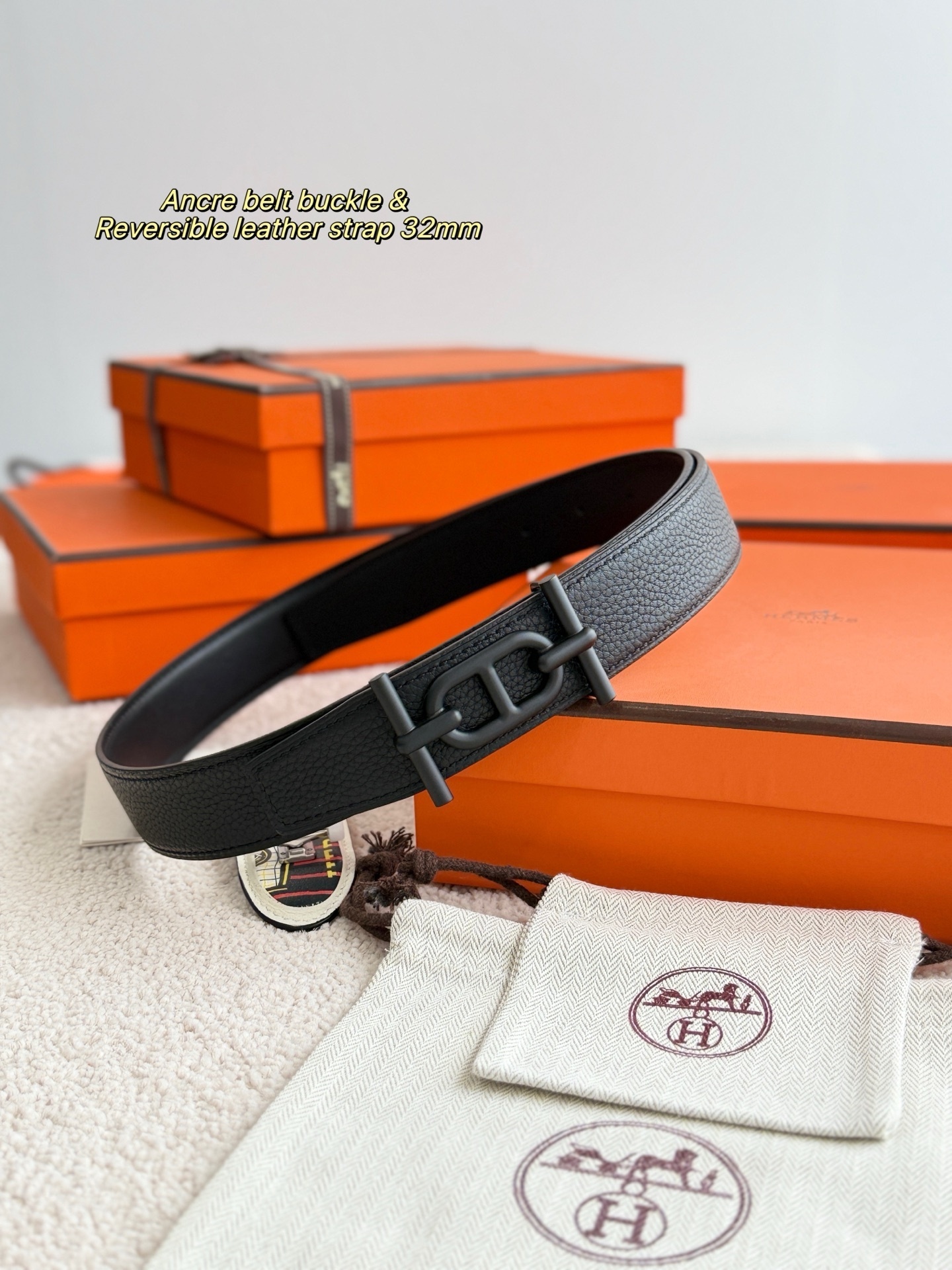 Hermes Ancre Buckle & 32mm Reversible Leather Strap – Matte Black