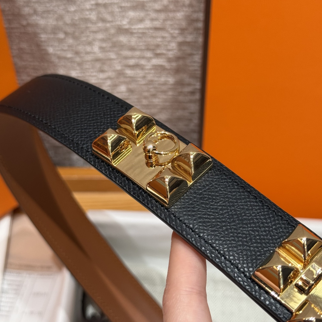 Hermès Kelly Belt in Black Epsom Leather with Gold-Plated Hardware